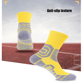 Men Compression Running Socks Crew Athletic Hiking Anti Blister Cushioned Anti-odor And Breathable For Running Hiking Cycling Fitness